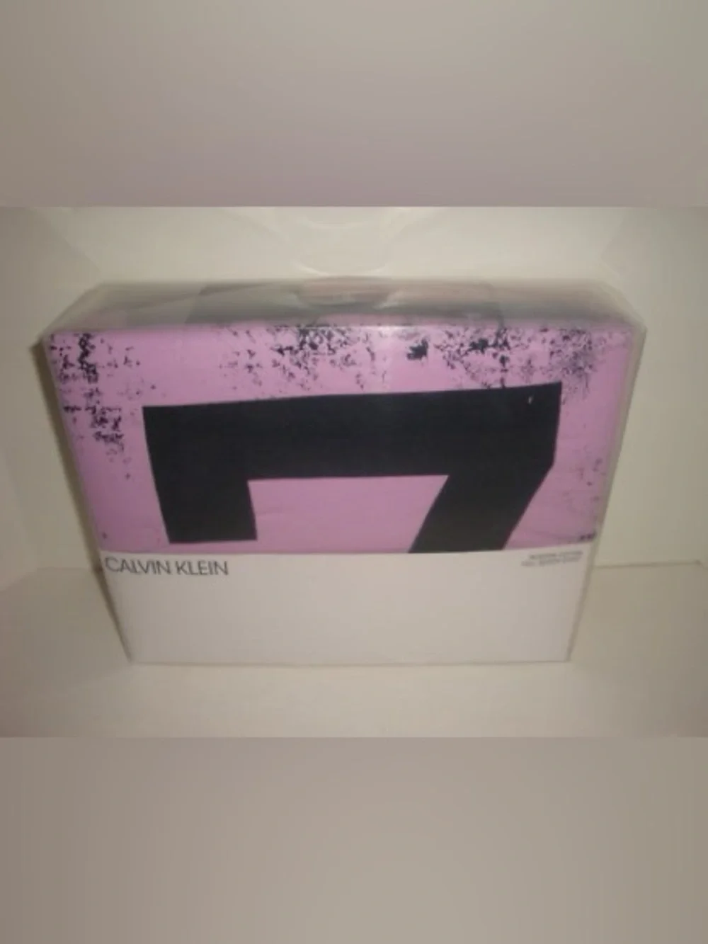 Calvin Klein Modern Cotton Collection Duvet Cover Rise 74 Collegiate Graphic